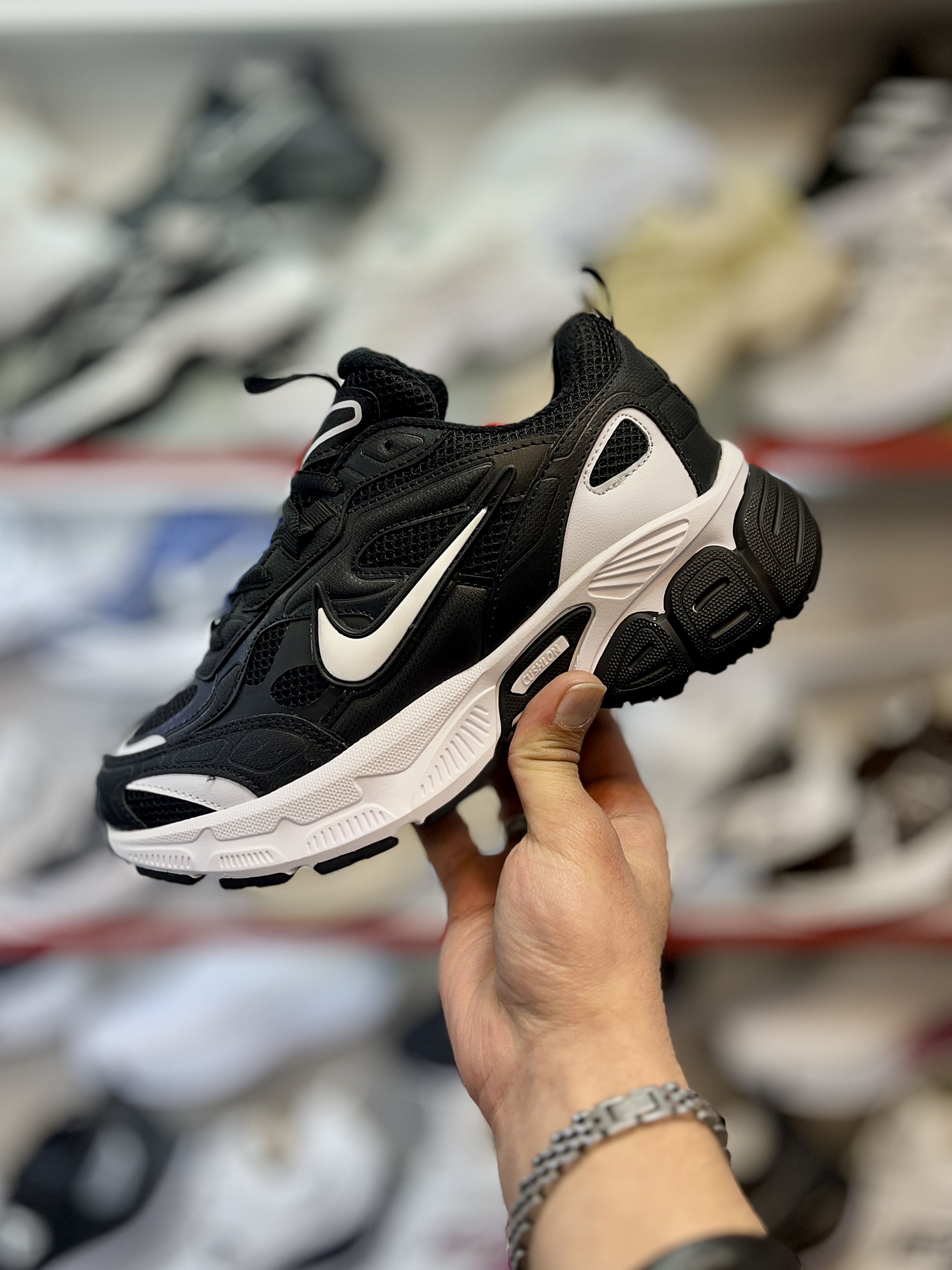 کتونی V5K pro وارداتی مشکی