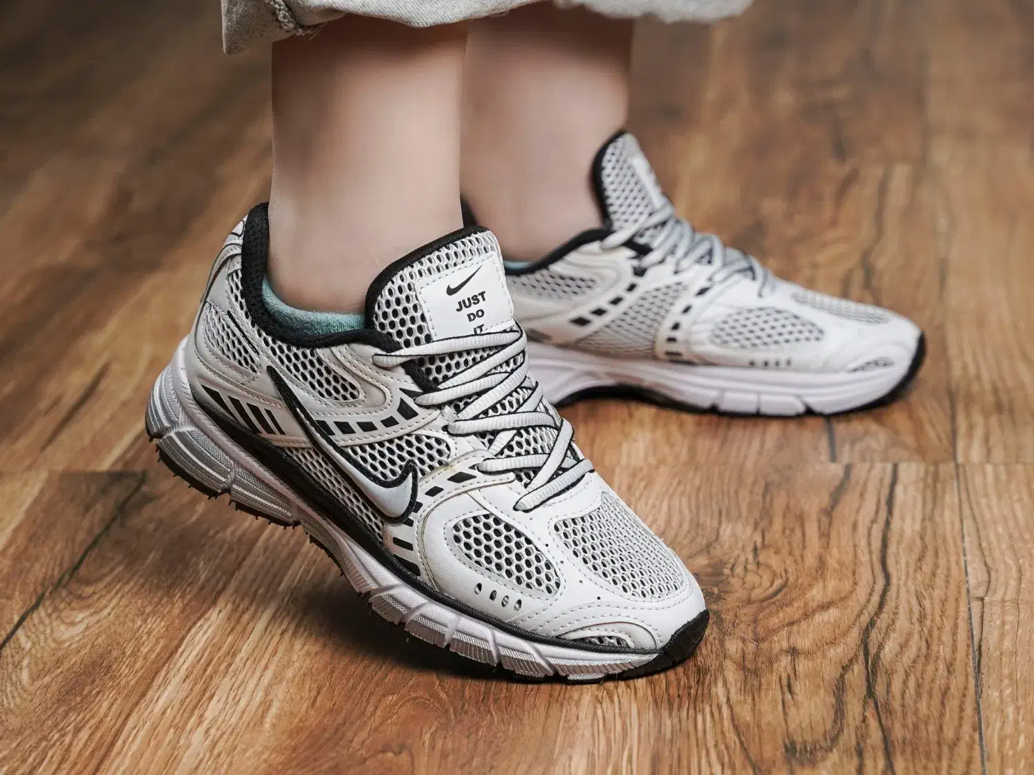 کتونی نایک V5